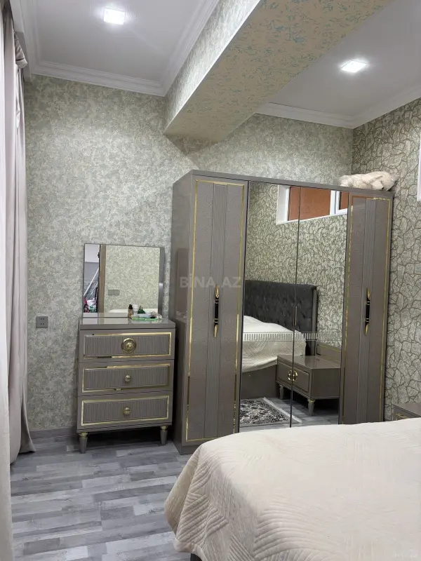 Satılır 3 otaqlı mənzil 83 m²