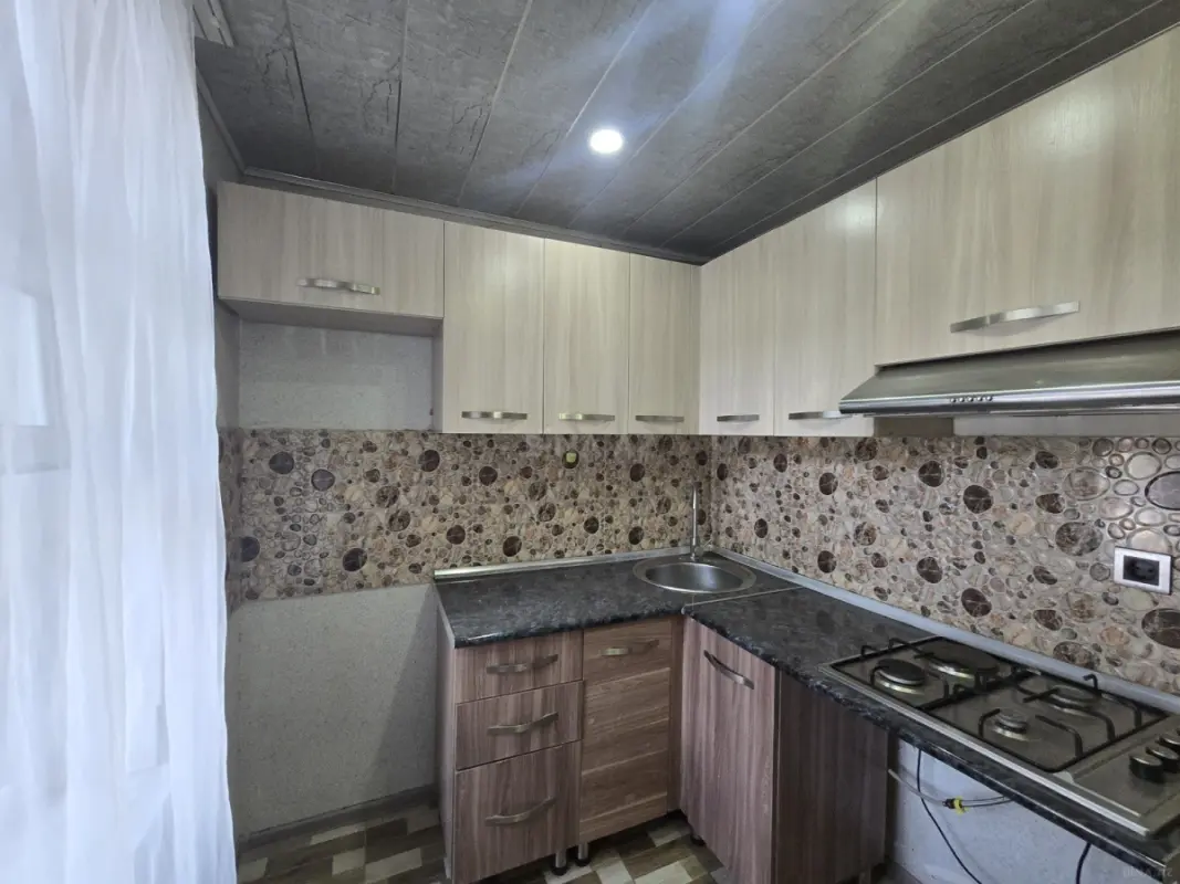 Kirayə verilir 2 otaqlı mənzil 50 m²