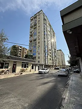 Satılır 4 otaqlı mənzil 85 m² — Bakı, Həzi Aslanov qəs. 4 otaq 85.00 m²