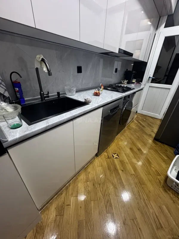 Satılır 3 otaqlı mənzil 85 m²