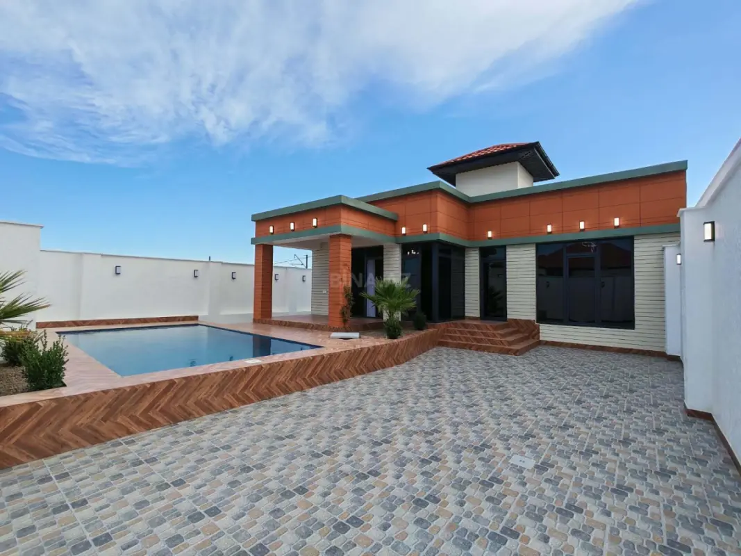 Satılır 4 otaqlı həyət evi 175 m²
