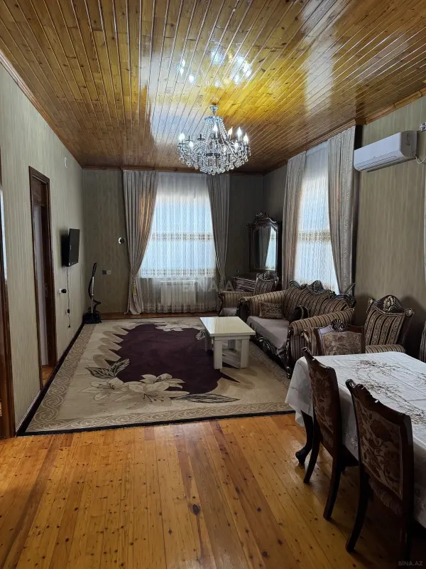 Kirayə verilir 2 otaqlı həyət evi 125 m²