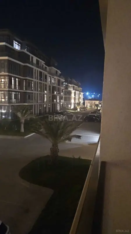 Kirayə verilir 2 otaqlı mənzil 98 m²