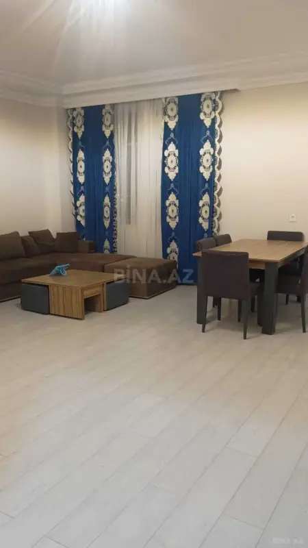 Kirayə verilir 3 otaqlı mənzil 120 m²