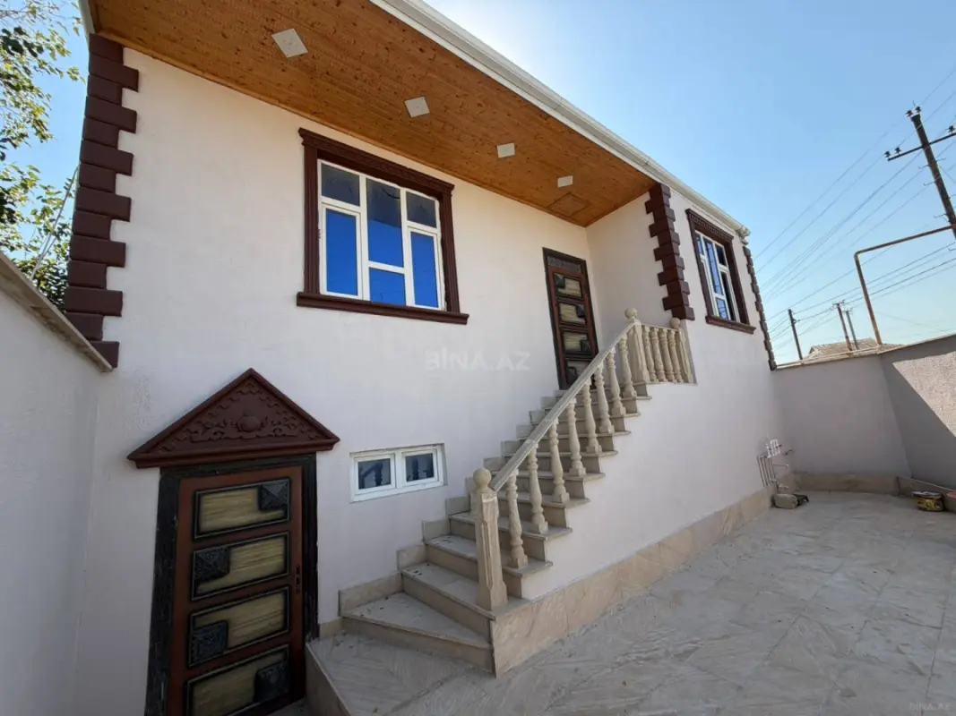 Satılır 6 otaqlı həyət evi 160 m²