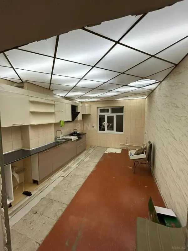 Satılır 5 otaqlı mənzil 110 m²