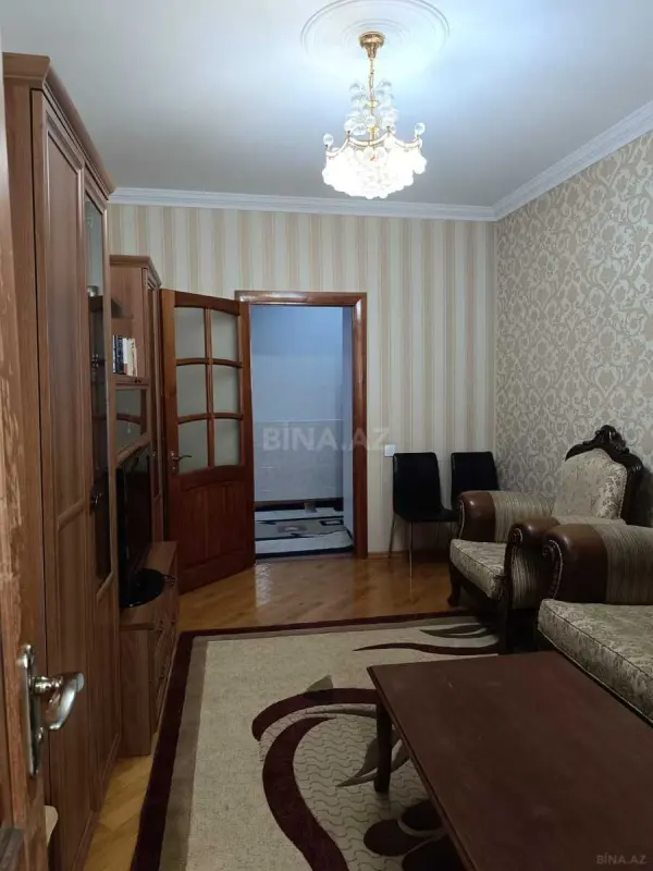 Kirayə verilir 4 otaqlı mənzil 120 m²