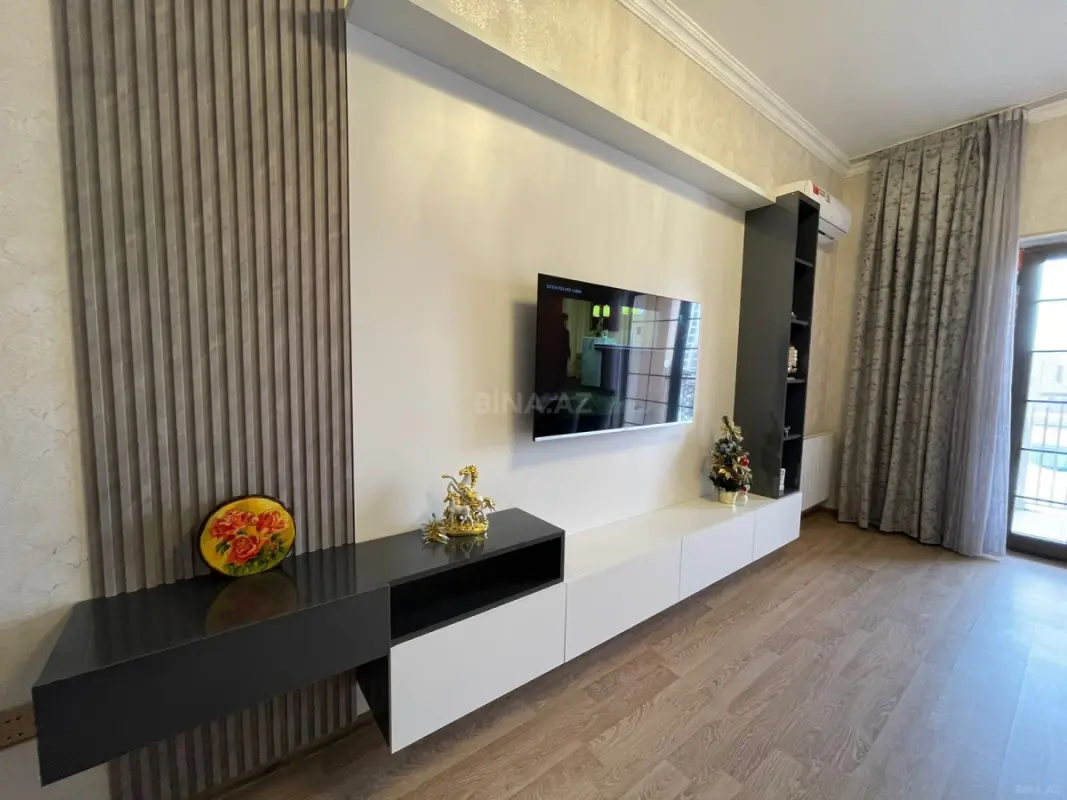 Kirayə verilir 3 otaqlı mənzil 120 m²