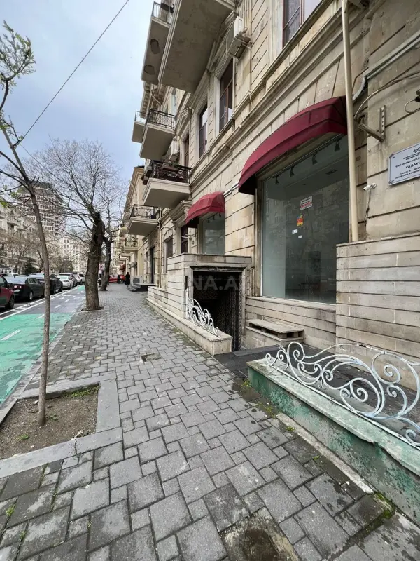 Kirayə verilir obyekt 110 m²