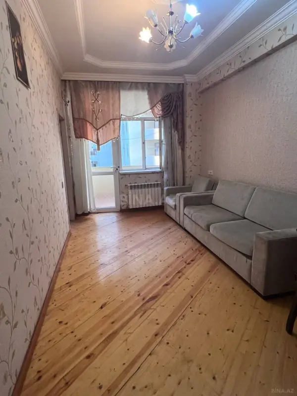 Satılır 2 otaqlı mənzil 61 m²
