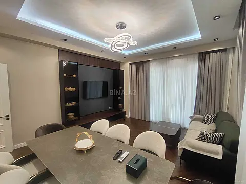 Kirayə verilir 3 otaqlı mənzil 125 m² — Bakı 3 otaq 125.00 m²