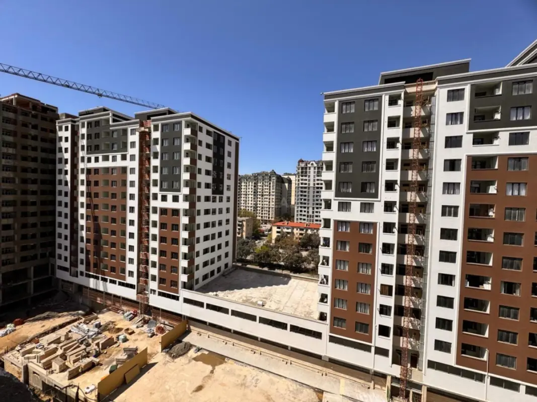 Satılır 3 otaqlı mənzil 100 m²