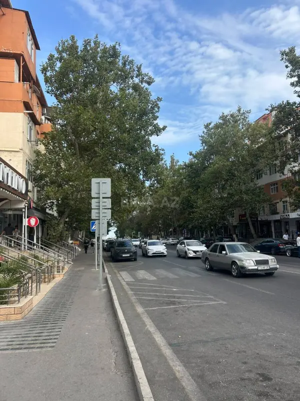 Satılır 1 otaqlı mənzil 40 m²