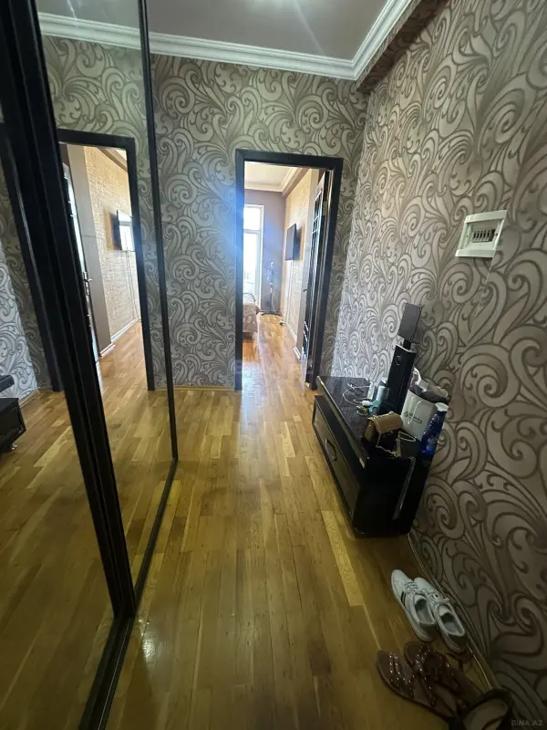 Satılır 2 otaqlı mənzil 57.1 m²