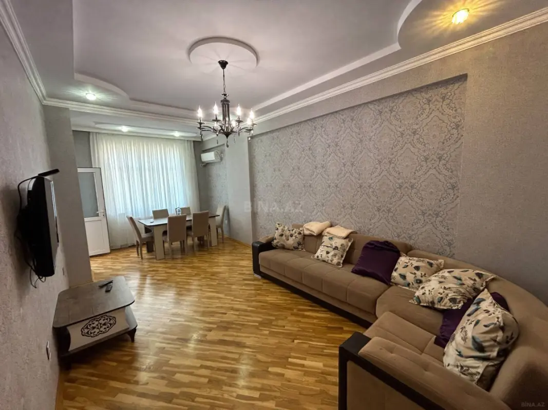 Satılır 2 otaqlı mənzil 73 m²