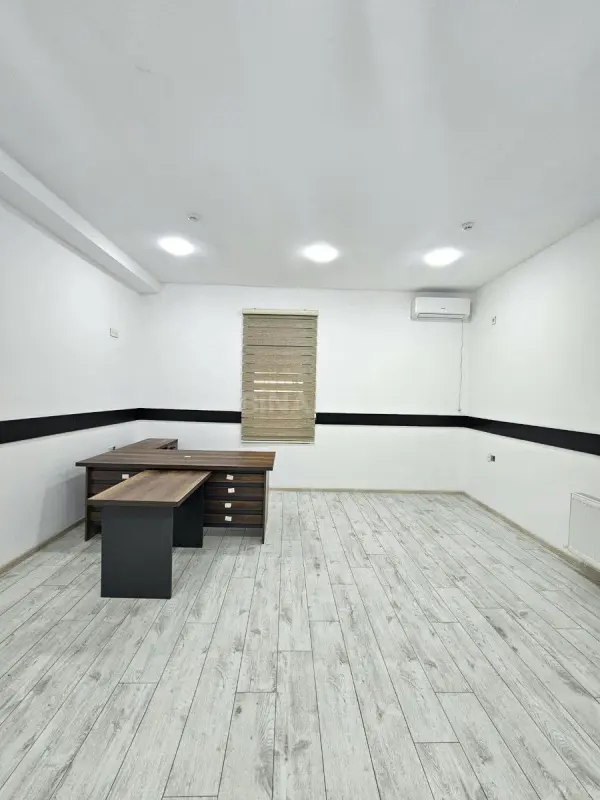 Kirayə verilir 1 otaqlı ofis 26 m²