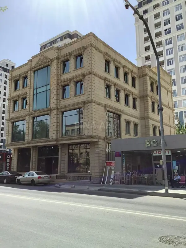 Kirayə verilir obyekt 1800 m²