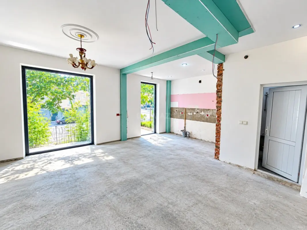 Kirayə verilir obyekt 85 m²