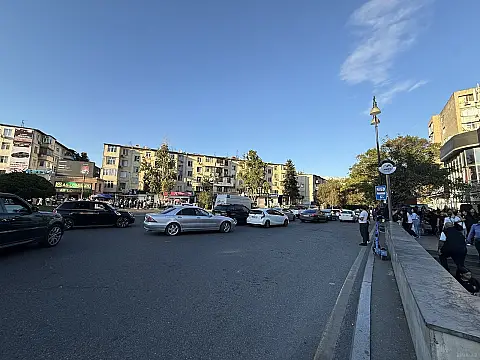 Satılır 2 otaqlı mənzil 30 m² — Bakı, Memar Əcəmi yanı 2 otaq 30.00 m²