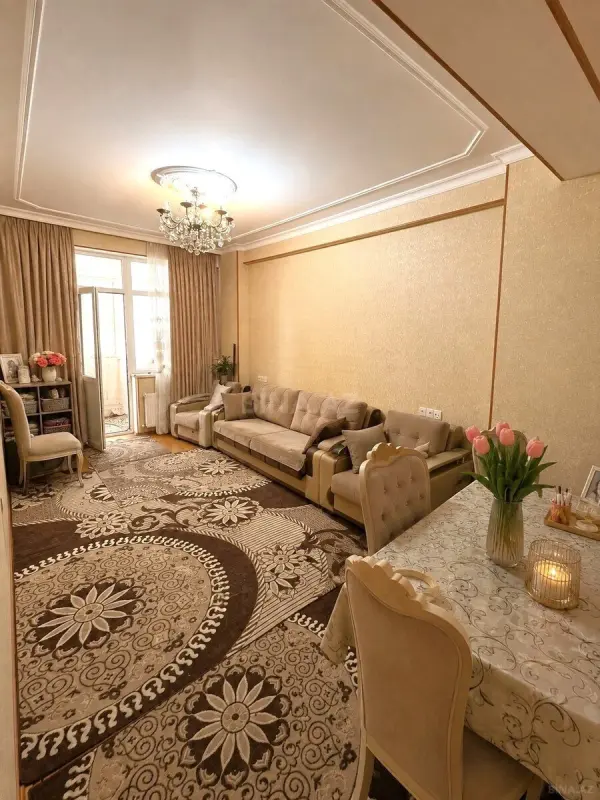 Satılır 2 otaqlı mənzil 68 m²