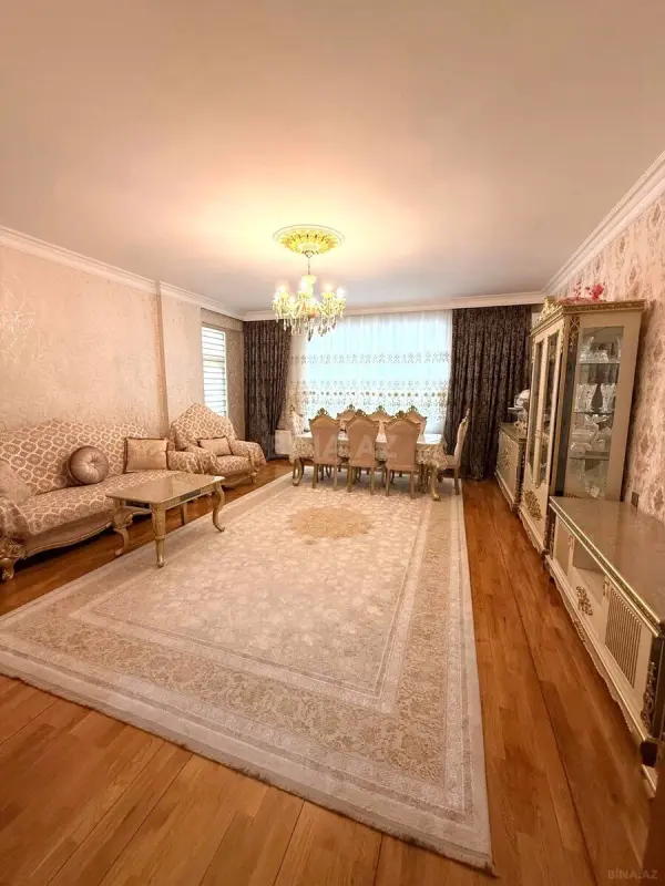 Satılır 2 otaqlı mənzil 100 m²