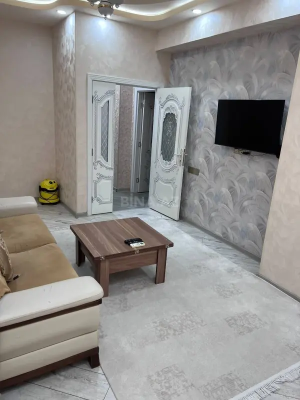 Kirayə verilir 2 otaqlı mənzil 64 m²