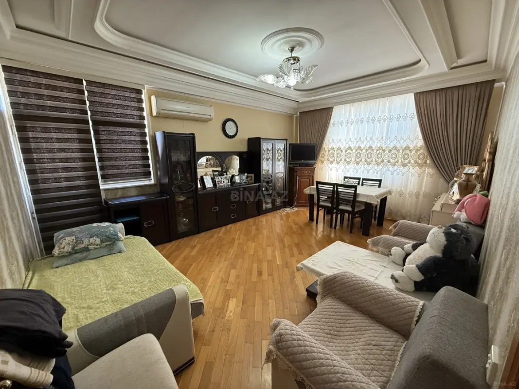 Satılır 2 otaqlı mənzil 78 m²