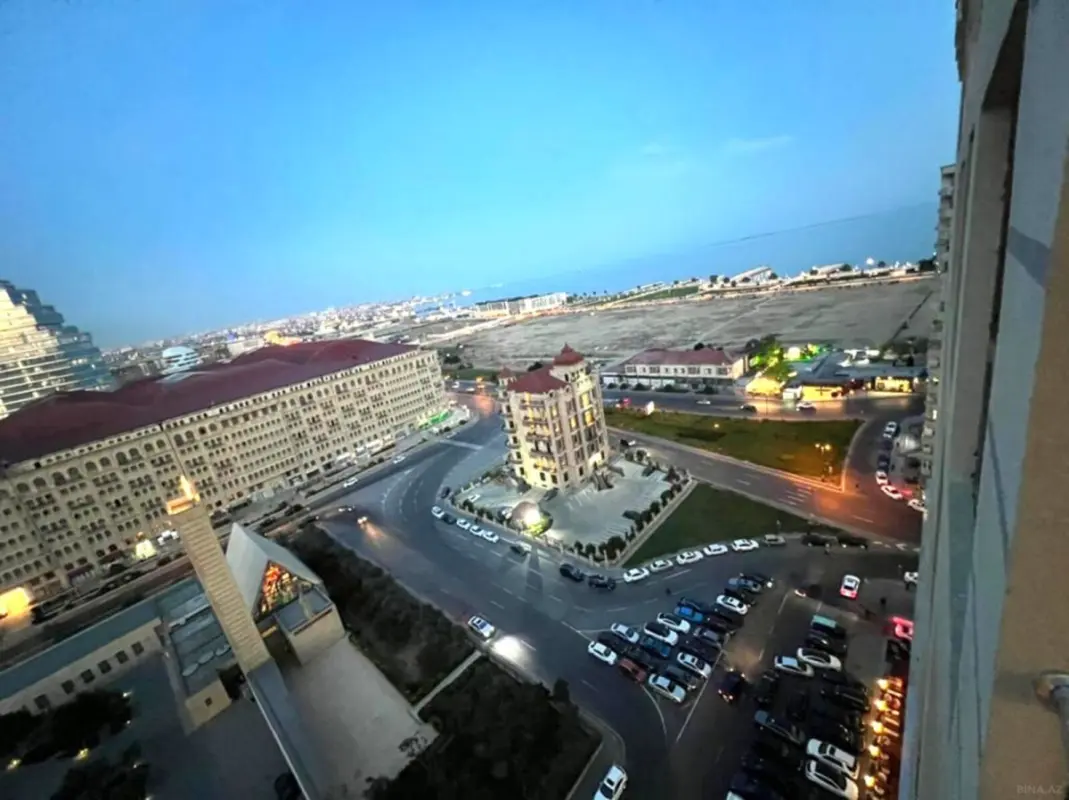 Kirayə verilir 2 otaqlı mənzil 70 m²