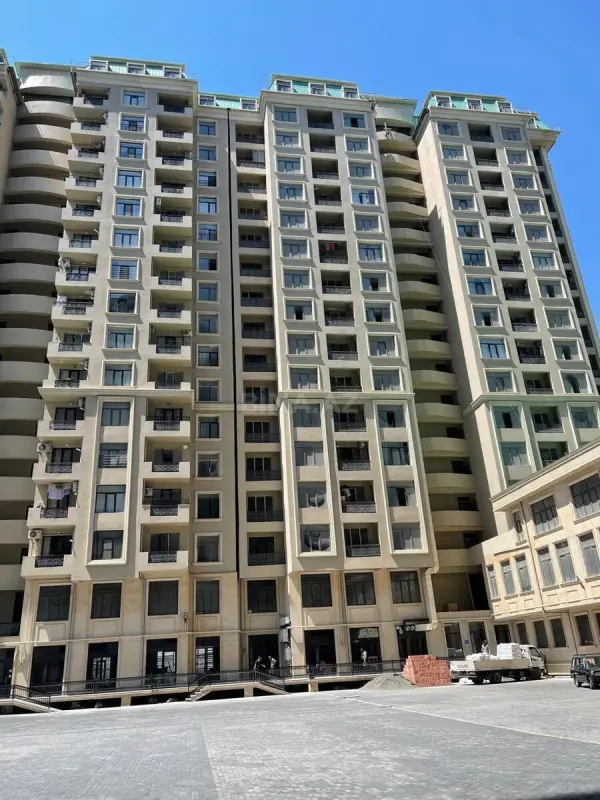 Kirayə verilir 3 otaqlı mənzil 85 m²
