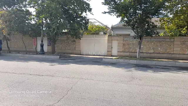 Kirayə verilir 3 otaqlı həyət evi 300 m² — Yevlax 3 otaq 300.00 m²