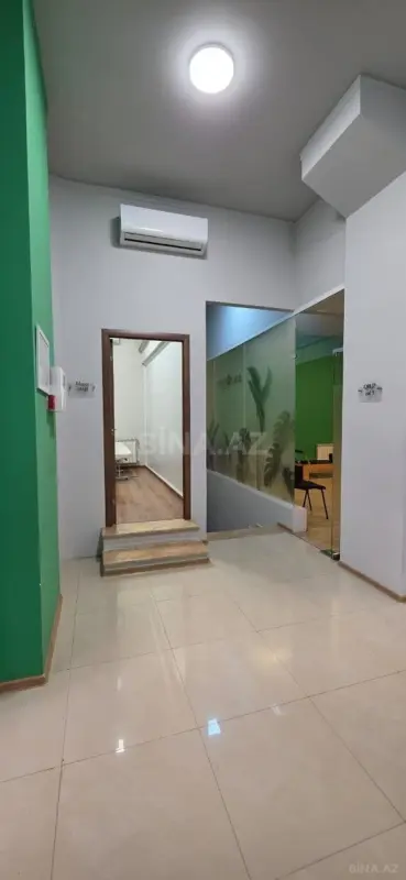 Kirayə verilir 6 otaqlı ofis 550 m²