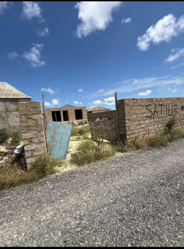 Satılır 5 otaqlı həyət evi 126 m²