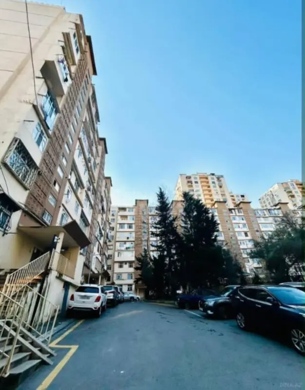 Satılır 1 otaqlı mənzil 38 m²