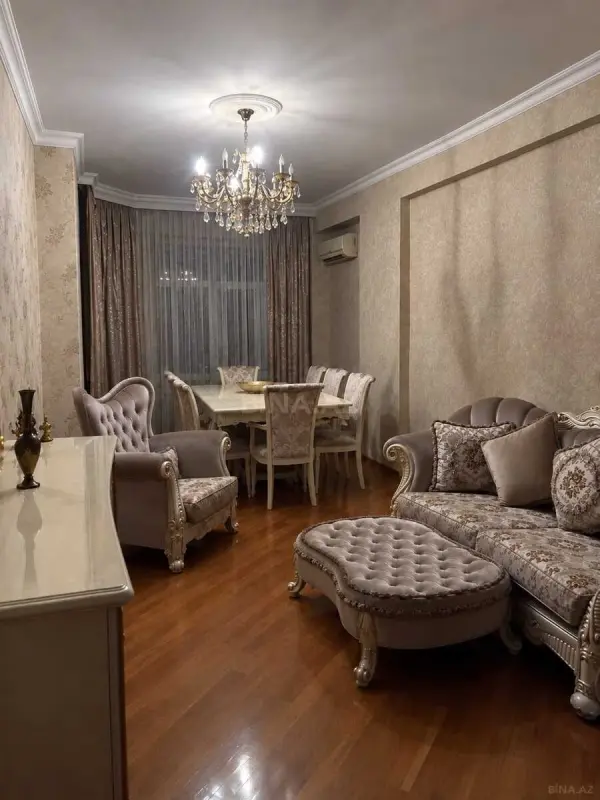 Kirayə verilir 2 otaqlı mənzil 85 m²