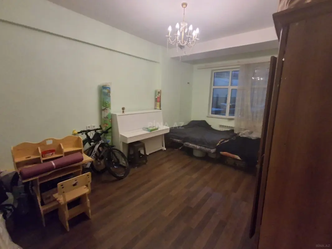 Satılır 1 otaqlı mənzil 54 m²