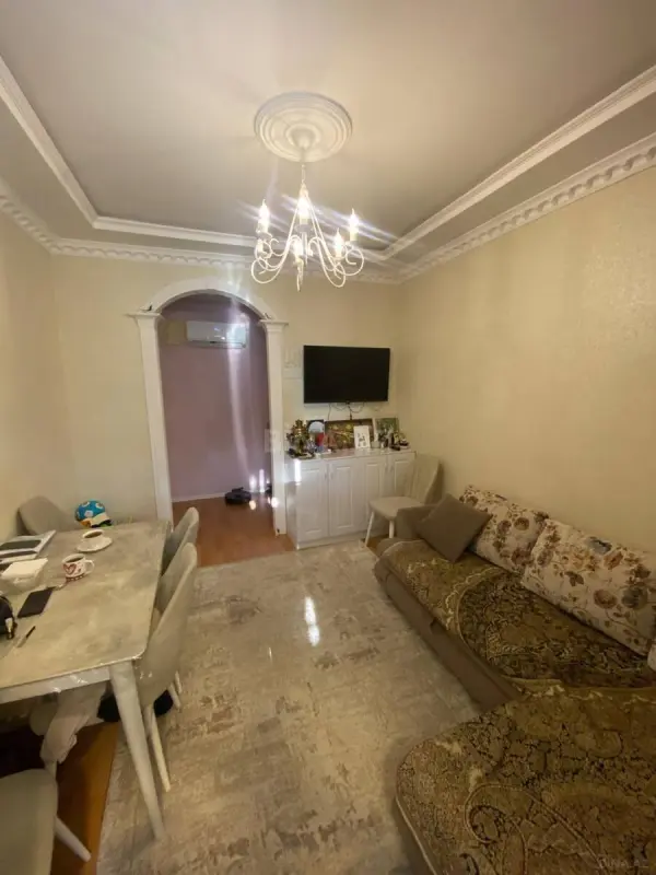 Satılır 2 otaqlı mənzil 35 m²
