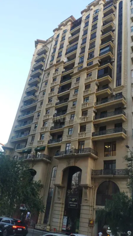 Kirayə verilir 2 otaqlı mənzil 95 m²