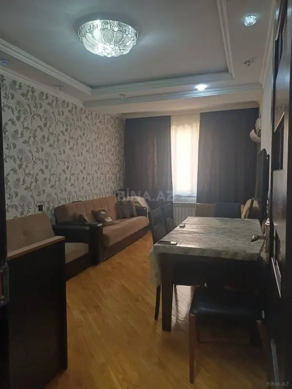 Satılır 2 otaqlı mənzil 62 m²