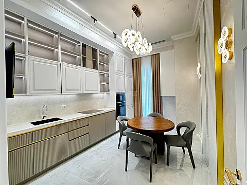 Kirayə verilir 3 otaqlı mənzil 135 m² — Bakı, Xətai 3 otaq 135.00 m²