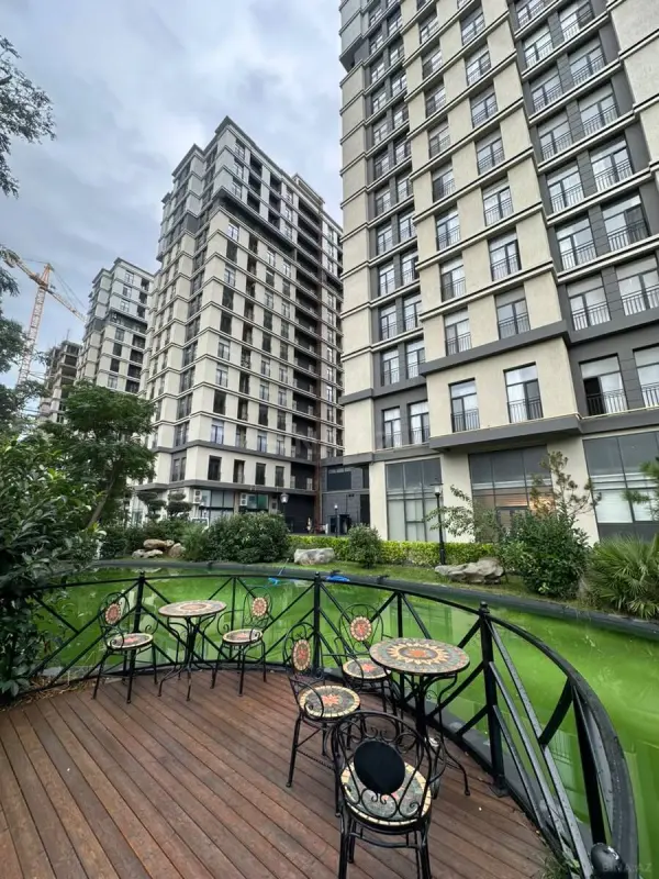 Satılır 2 otaqlı mənzil 86 m²