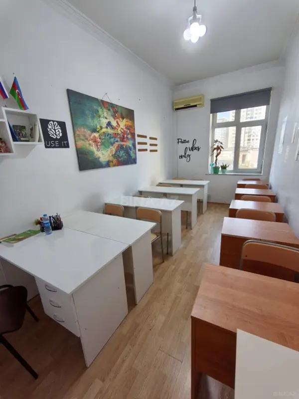 Kirayə verilir 3 otaqlı ofis 85 m²