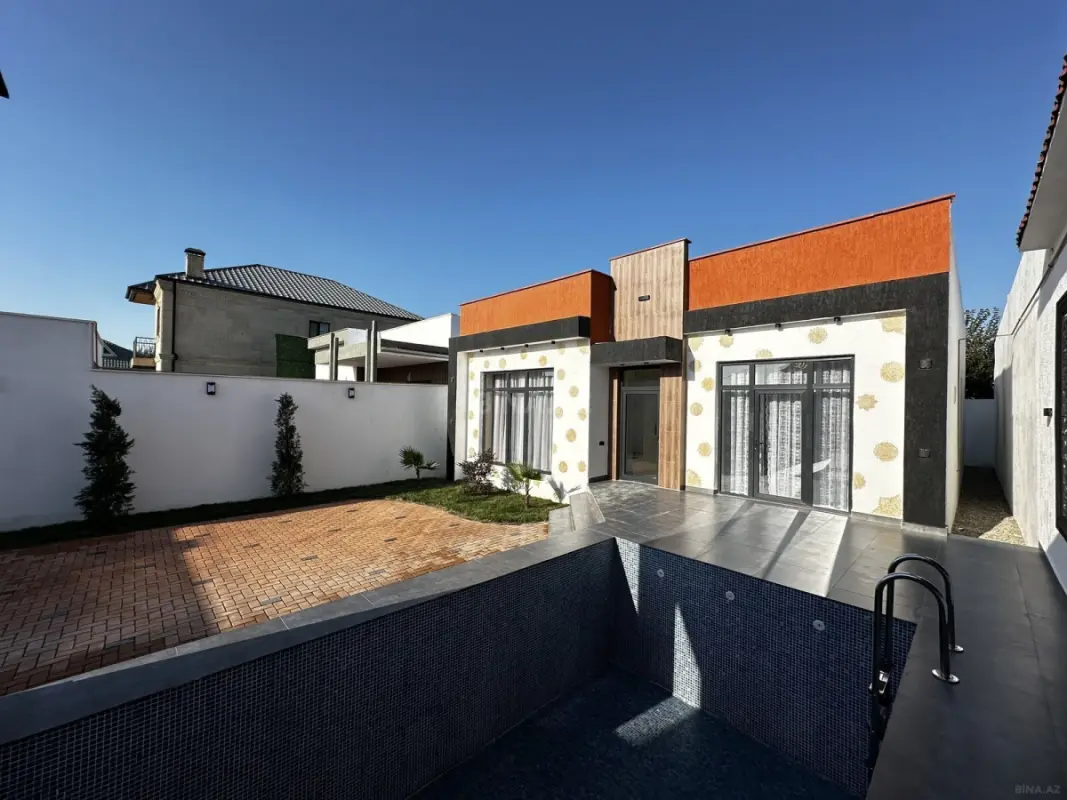 Satılır 4 otaqlı həyət evi 160 m²