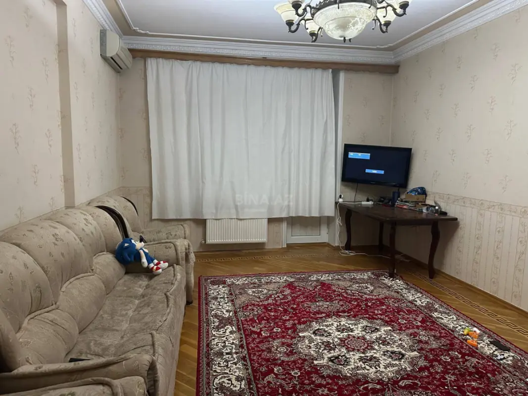 Kirayə verilir 3 otaqlı mənzil 97 m²