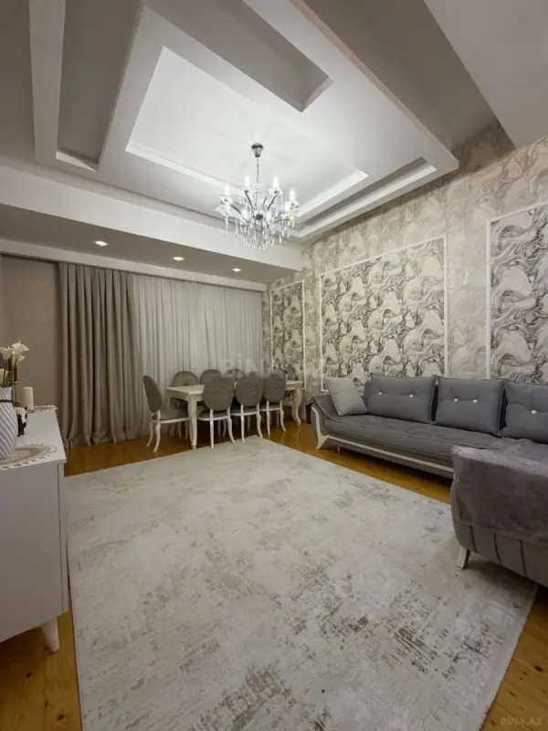 Kirayə verilir 2 otaqlı mənzil 90 m²