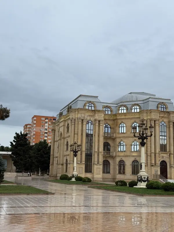 Satılır 3 otaqlı mənzil 100 m²