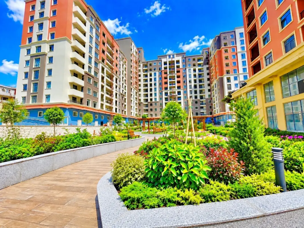 Satılır 2 otaqlı mənzil 85 m²