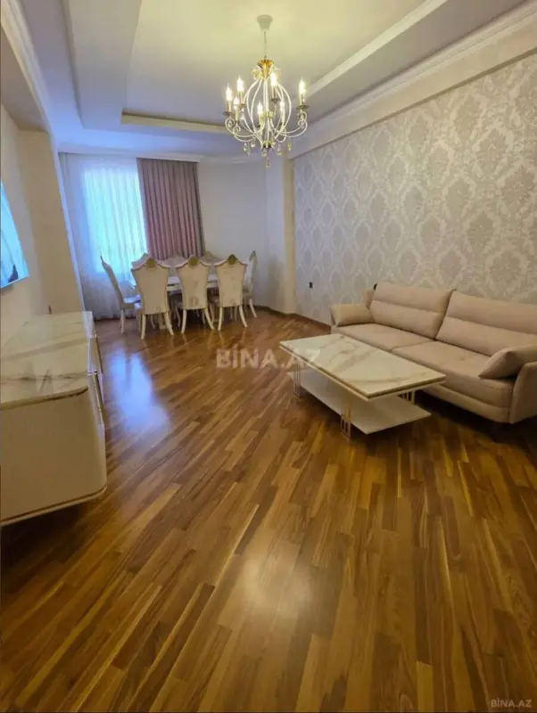 Kirayə verilir 3 otaqlı mənzil 120 m²