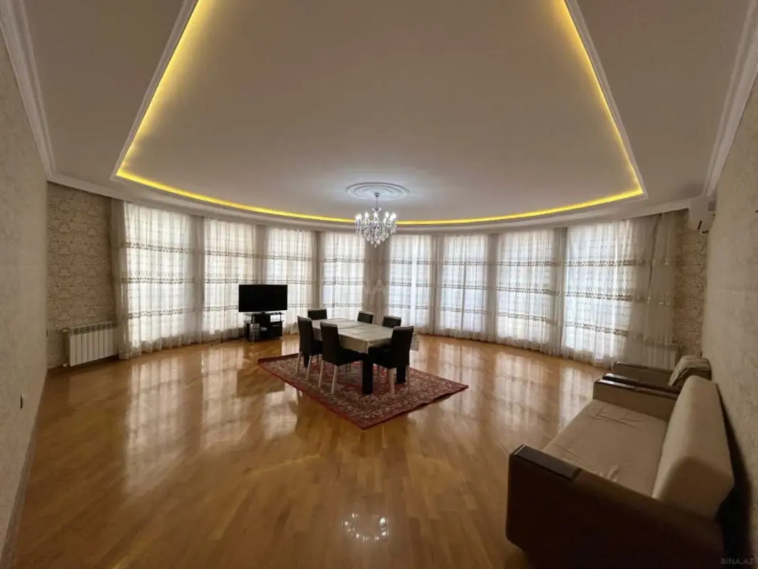 Satılır 3 otaqlı mənzil 156.4 m²