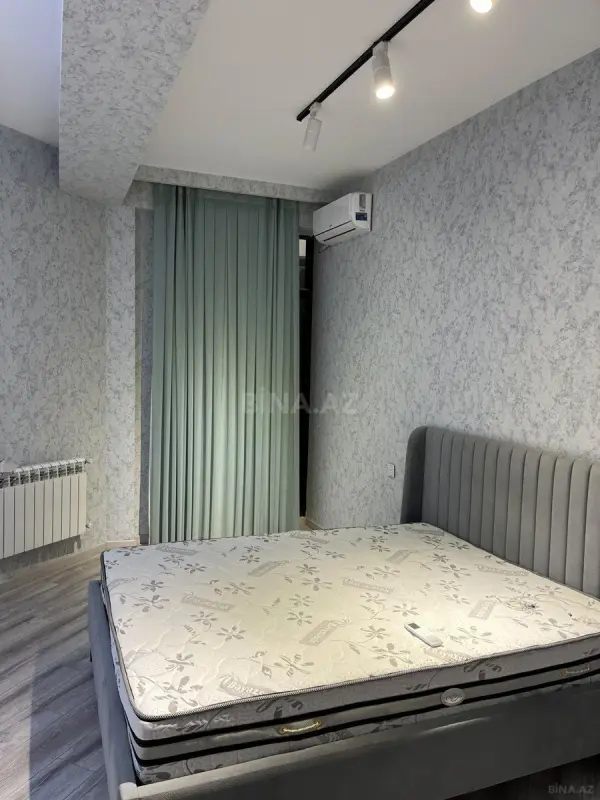 Kirayə verilir 2 otaqlı mənzil 96 m²