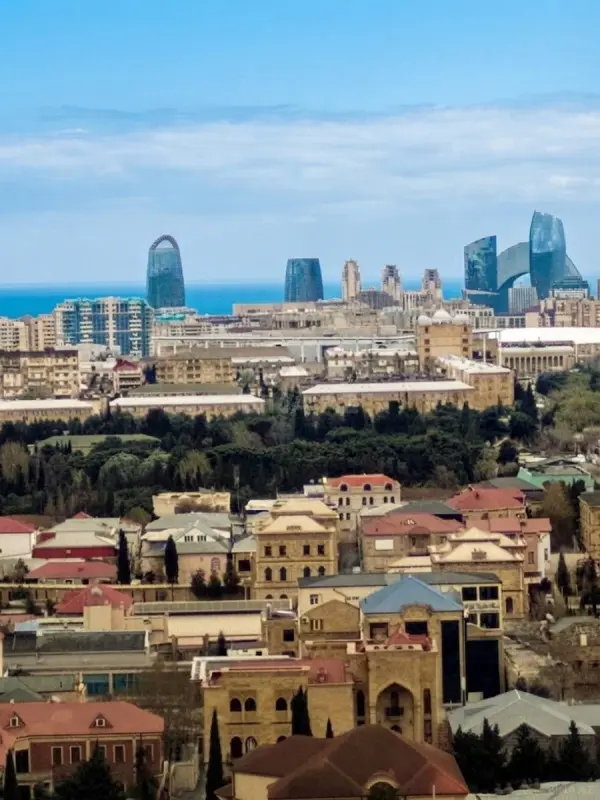 Satılır 2 otaqlı mənzil 70 m²